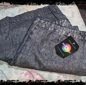 Offer$24🌷Bling Jeans! Jeanology Shiny Gaucho Pant